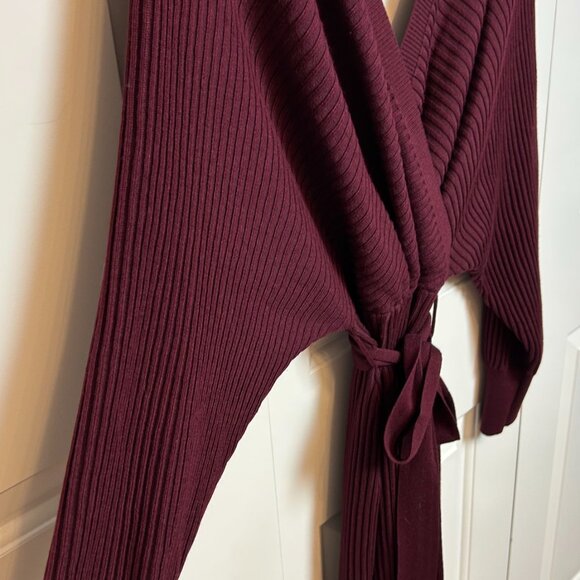 Bergame Burgundy | Knitted Wrap Dress - Picture 9 of 10